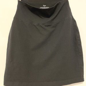 Black Aritzia TNA mini tube skirt